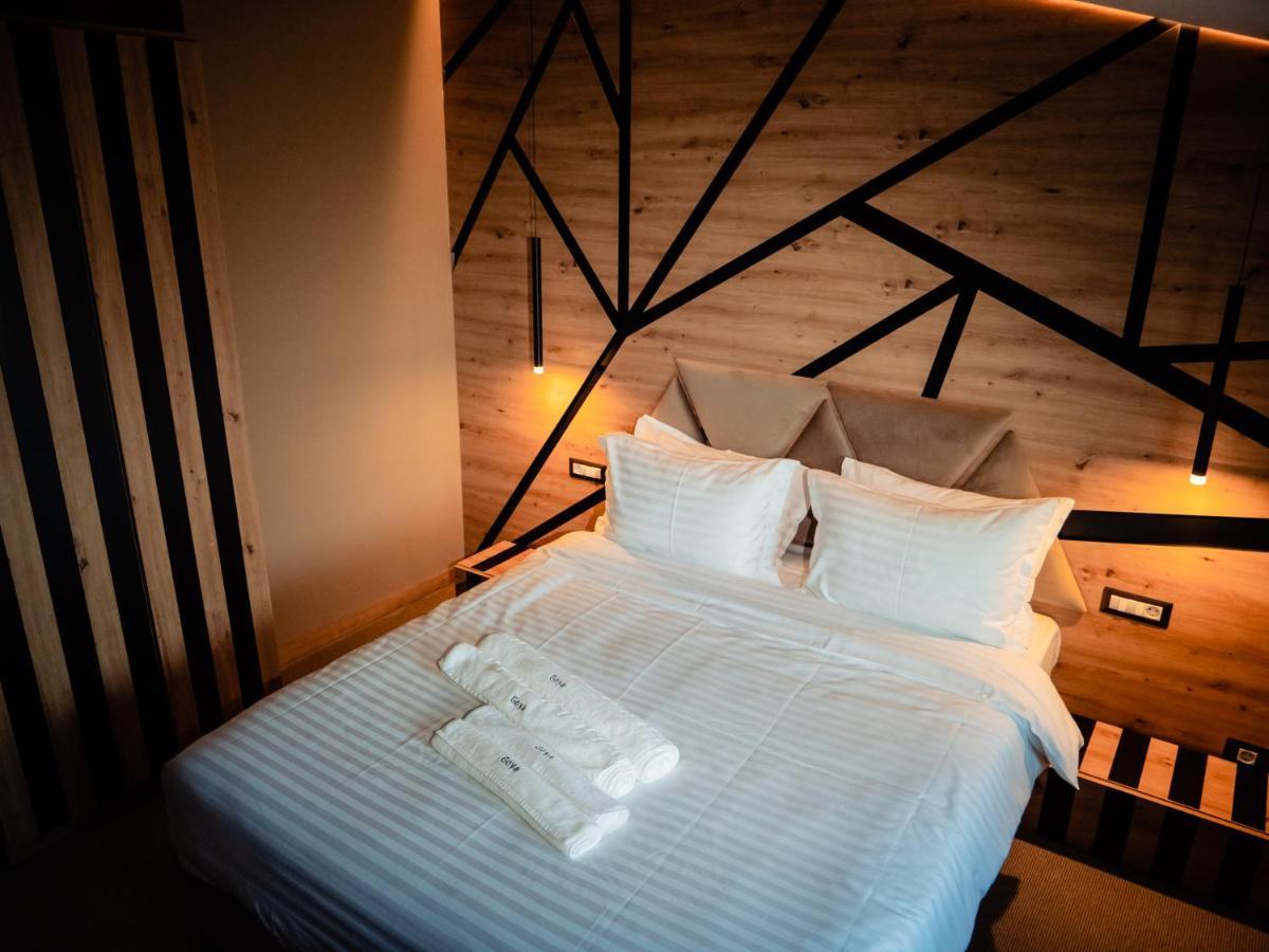 Hotel Goya Boutique Târgu Jiu Dış mekan fotoğraf
