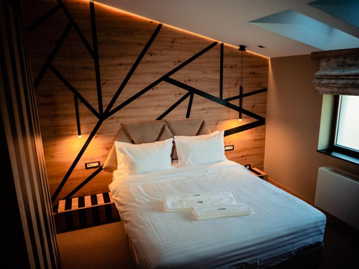 Hotel Goya Boutique Târgu Jiu Dış mekan fotoğraf