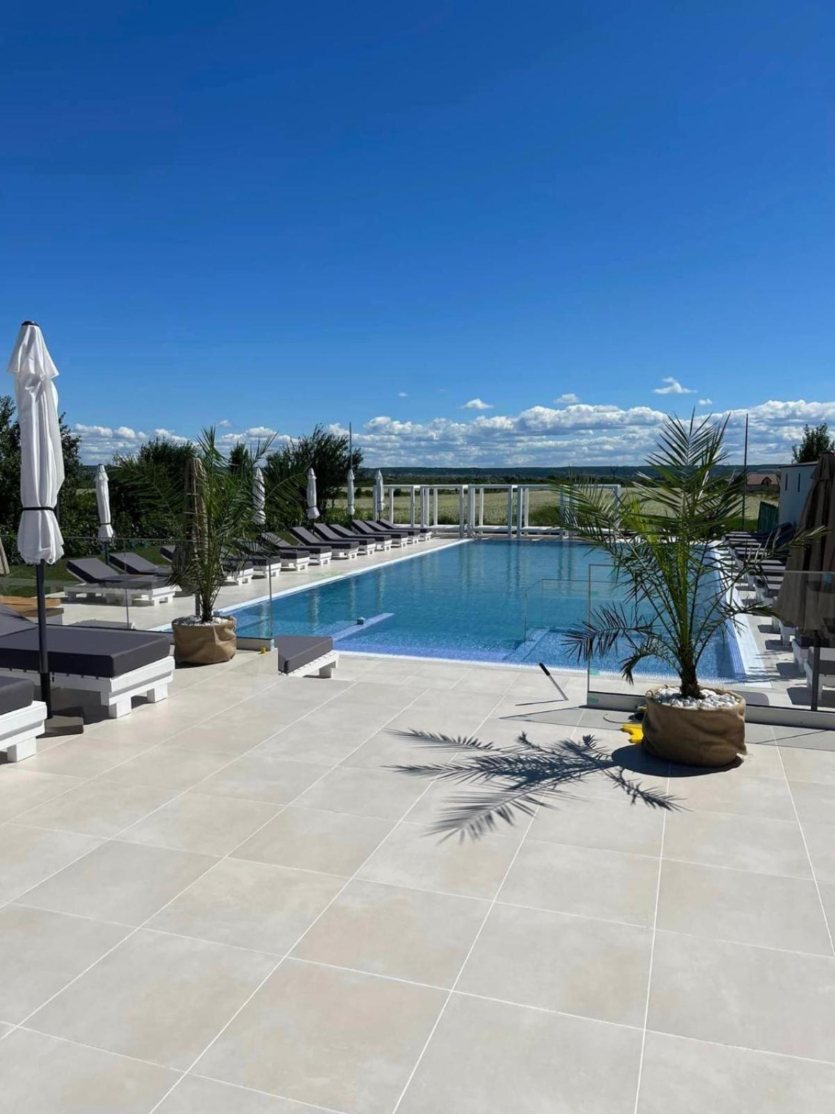 Hotel Goya Boutique Târgu Jiu Dış mekan fotoğraf