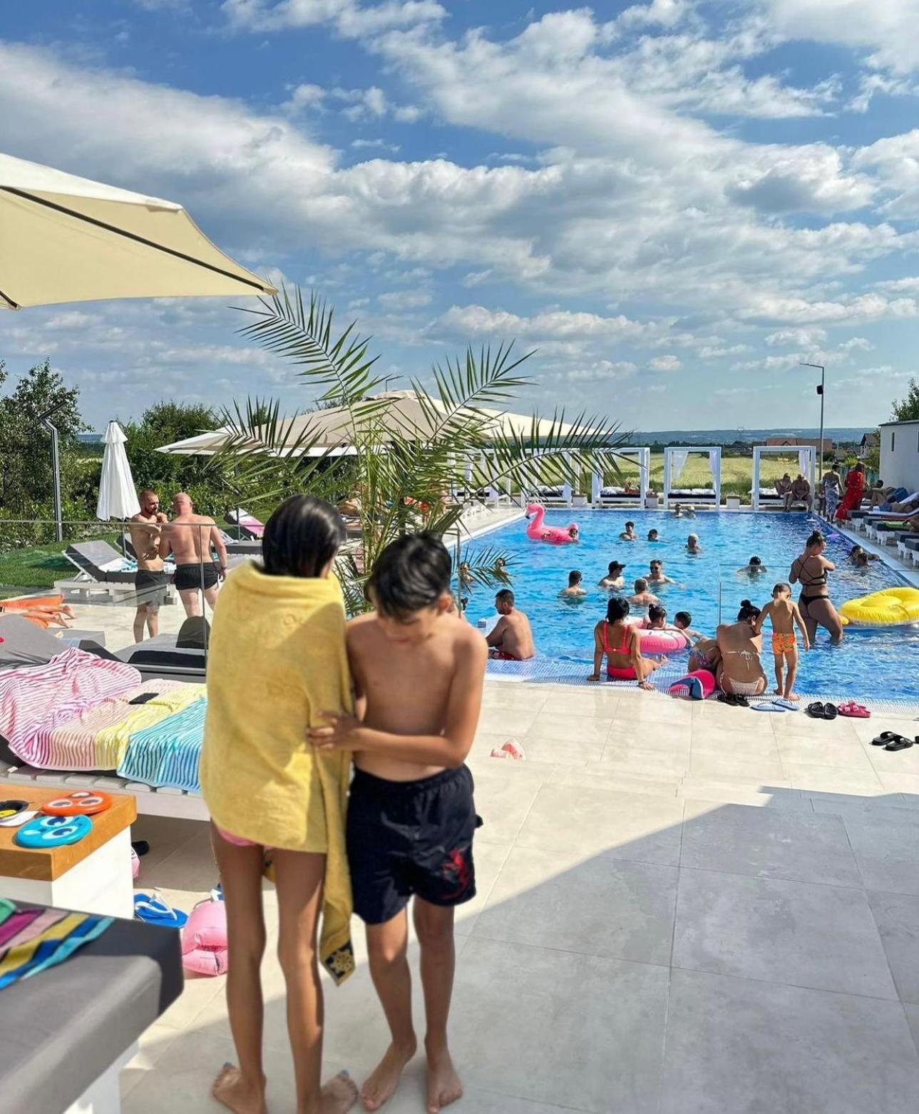 Hotel Goya Boutique Târgu Jiu Dış mekan fotoğraf