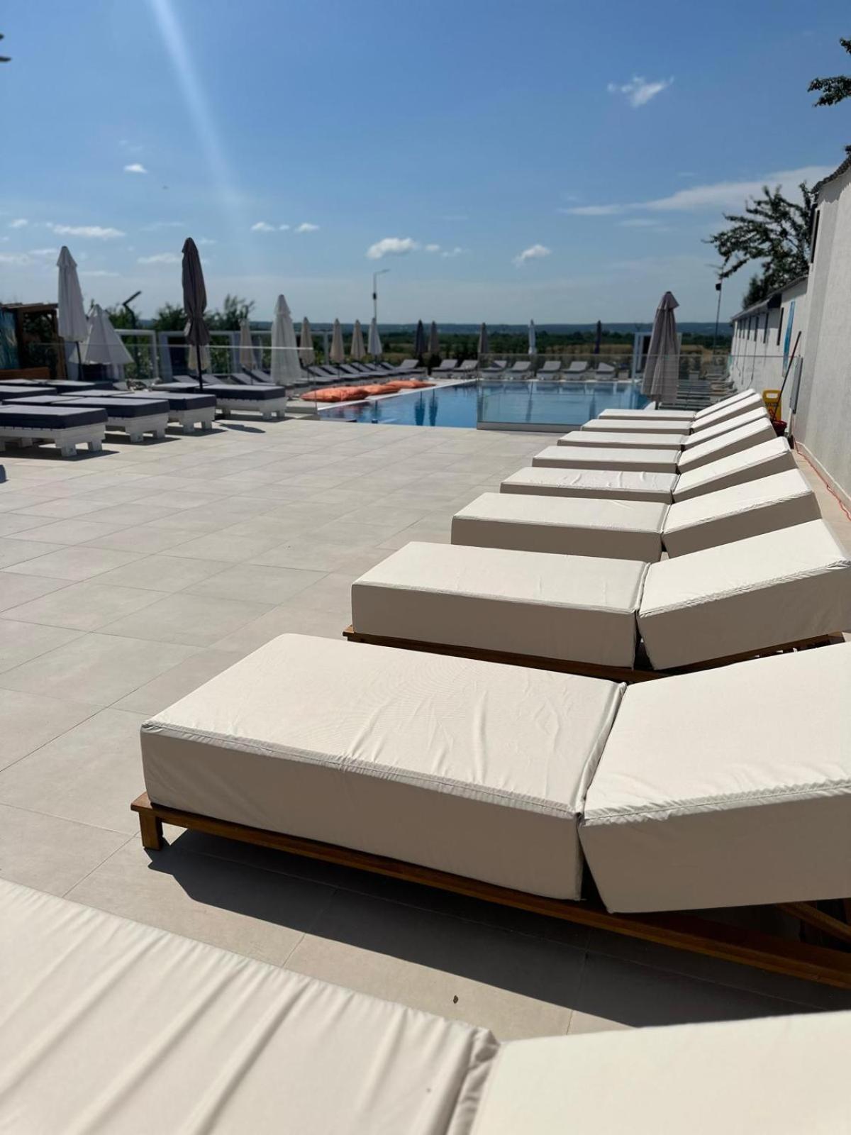 Hotel Goya Boutique Târgu Jiu Dış mekan fotoğraf